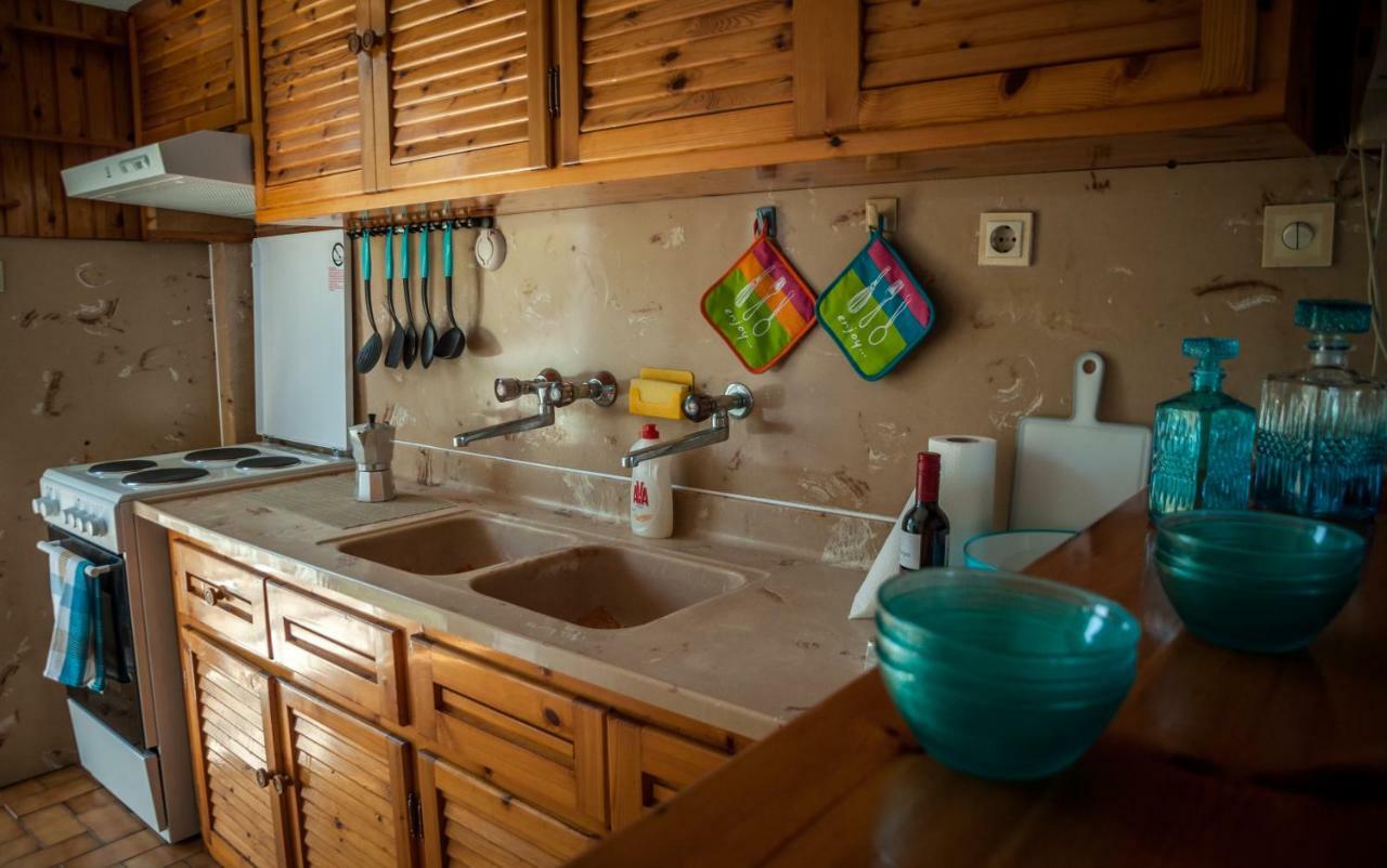 Paradise View Apartment PalaiónTsiflíkion المظهر الخارجي الصورة